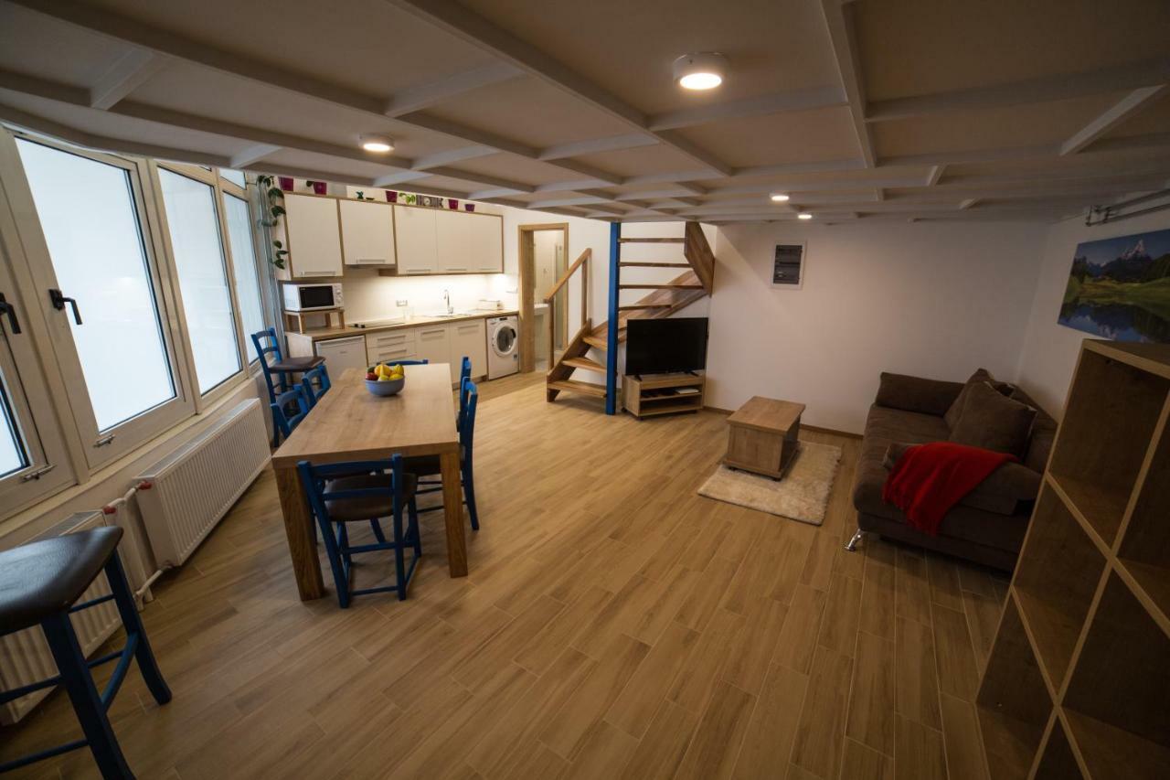 Apartment Emonca 류블랴나 외부 사진